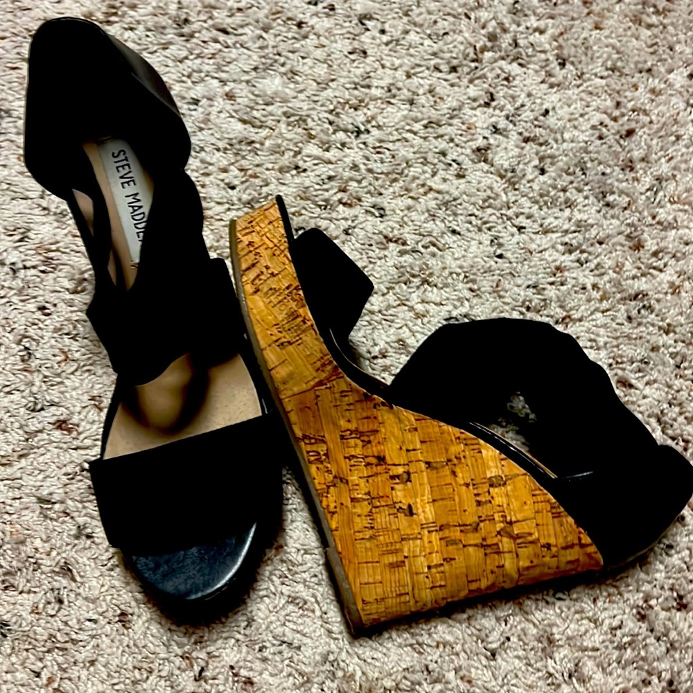 Steve Madden wedges